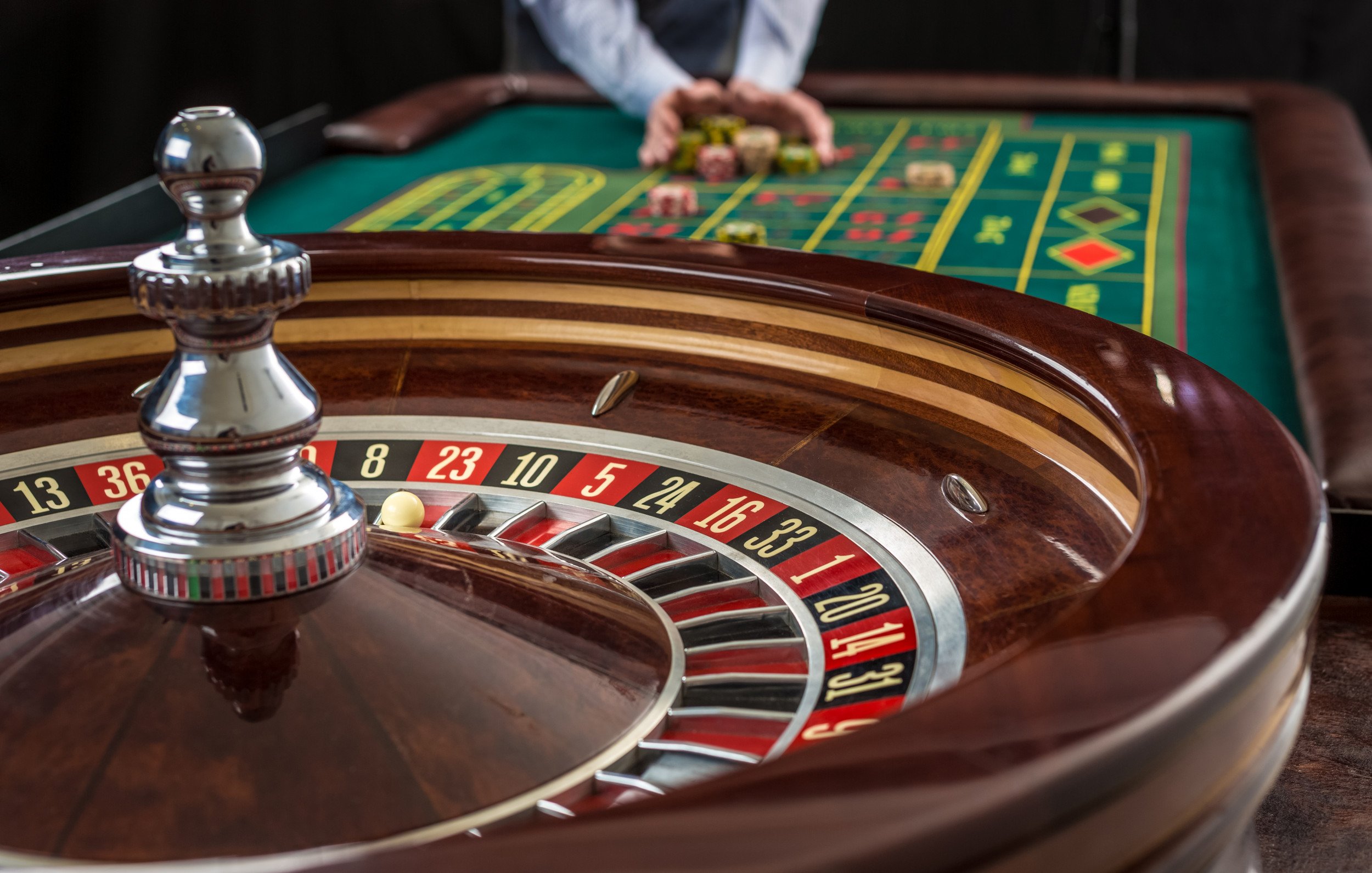 Layar antarmuka blackjack pirototo dengan opsi taruhan dan tombol Hit Stand